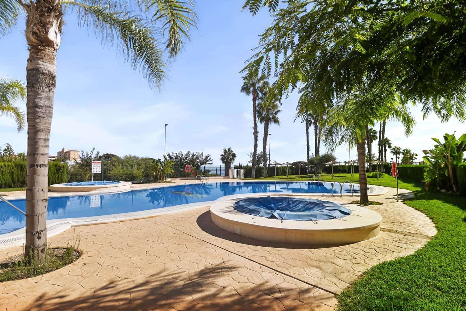 2 chambre Appartement à vendre à Pilar de la Horadada avec piscine garage - 290 000 € (Ref: 10153979)