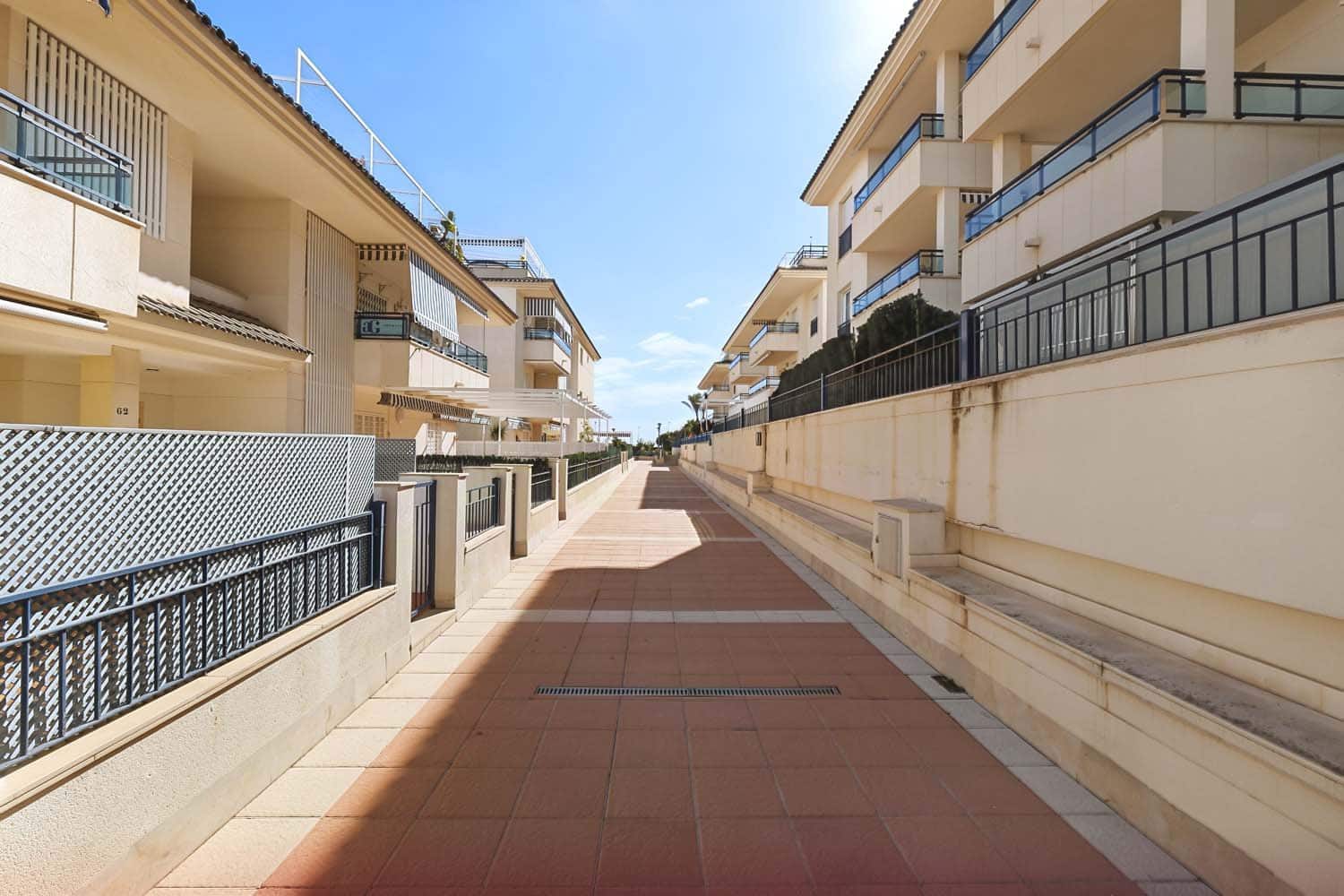 2 chambre Appartement à vendre à Pilar de la Horadada avec piscine garage - 290 000 € (Ref: 10153979)