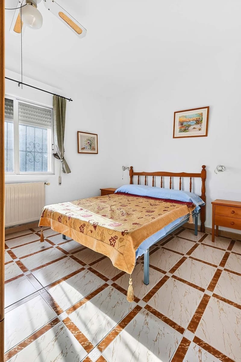 4 chambre Villa/Maison à vendre à Pinar de Campoverde avec piscine garage - 349 950 € (Ref: 10165080)