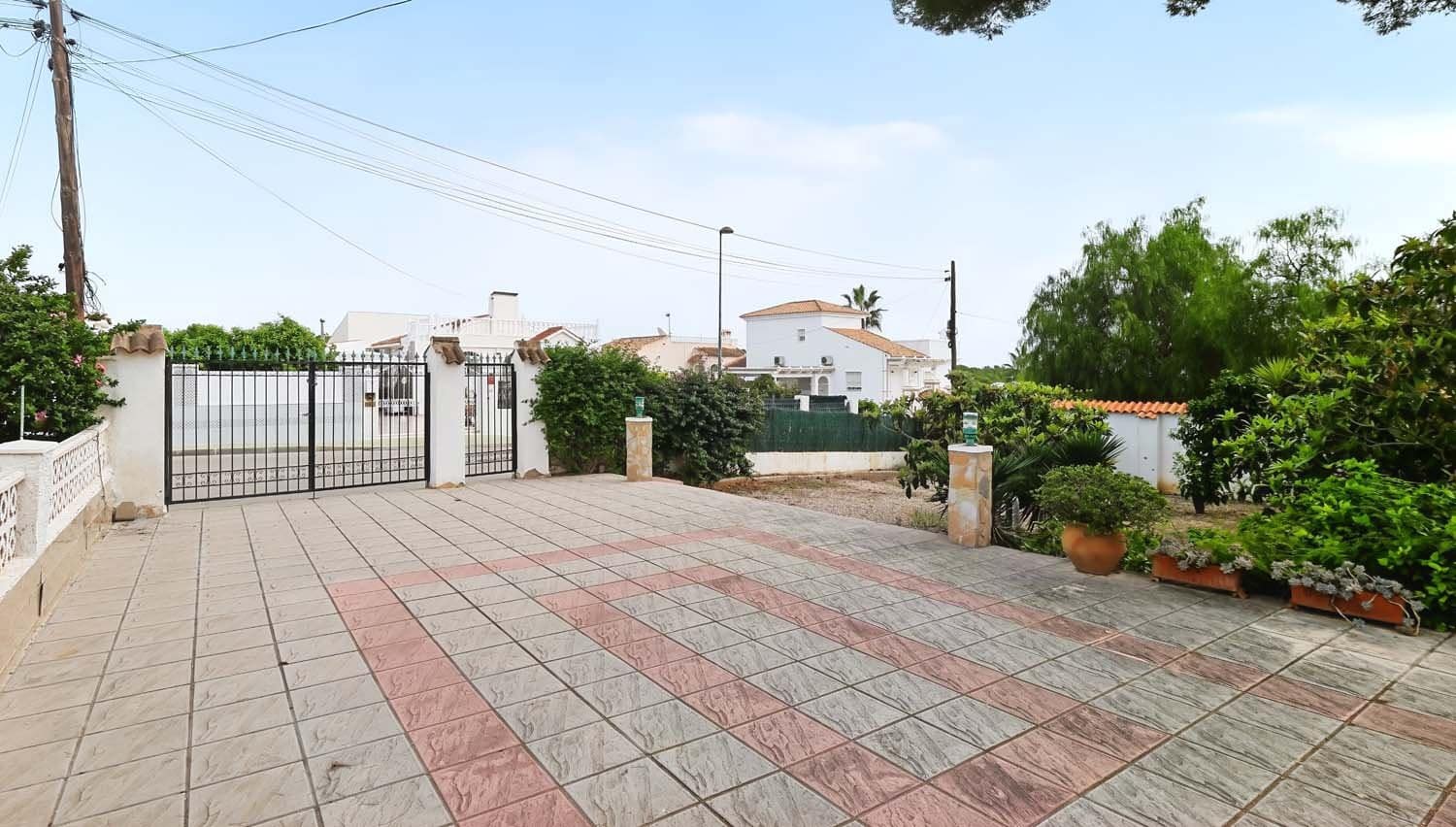 4 chambre Villa/Maison à vendre à Pinar de Campoverde avec piscine garage - 349 950 € (Ref: 10165080)