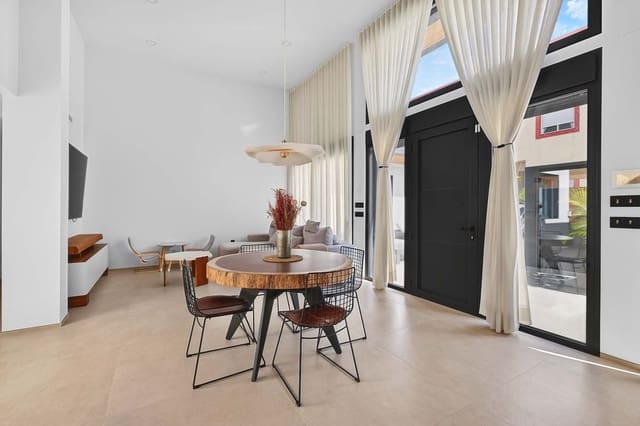 3 sypialnia Willa na sprzedaż w Pilar de la Horadada ciudad, Pilar de la Horadada z basenem garażem - 869 000 € (Ref: 10172116)