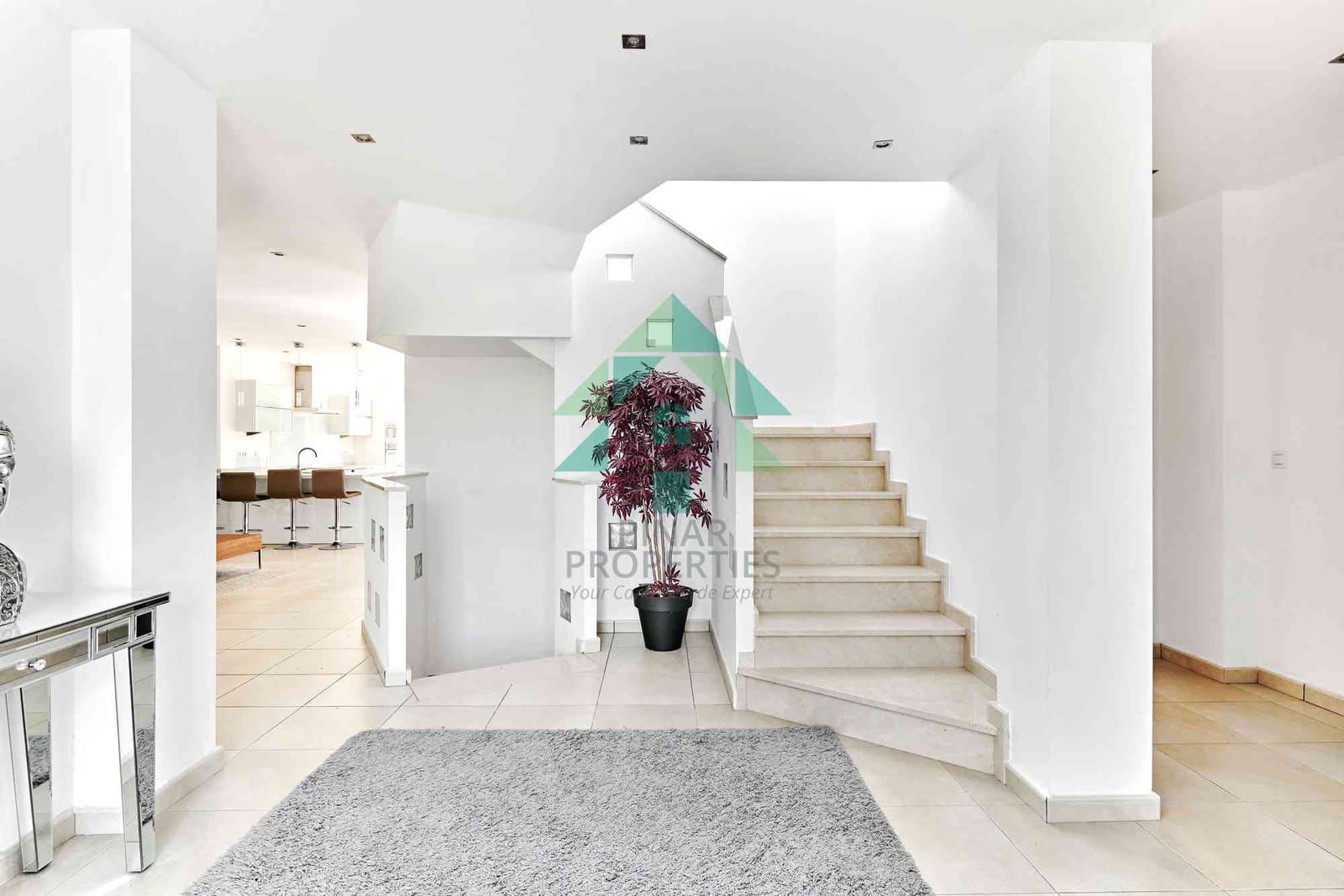 6 soveværelse Villa til salg i Alicante by med swimmingpool - € 750.000 (Ref: 7655196)