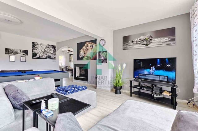 4 makuuhuone Huvila myytävänä paikassa Pinar de Campoverde, Pilar de la Horadada mukana uima-altaan - 440 000 € (Ref: 8349917)