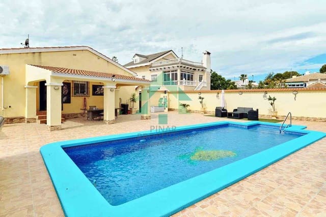 4 makuuhuone Huvila myytävänä paikassa Pinar de Campoverde, Pilar de la Horadada mukana uima-altaan - 440 000 € (Ref: 8349917)