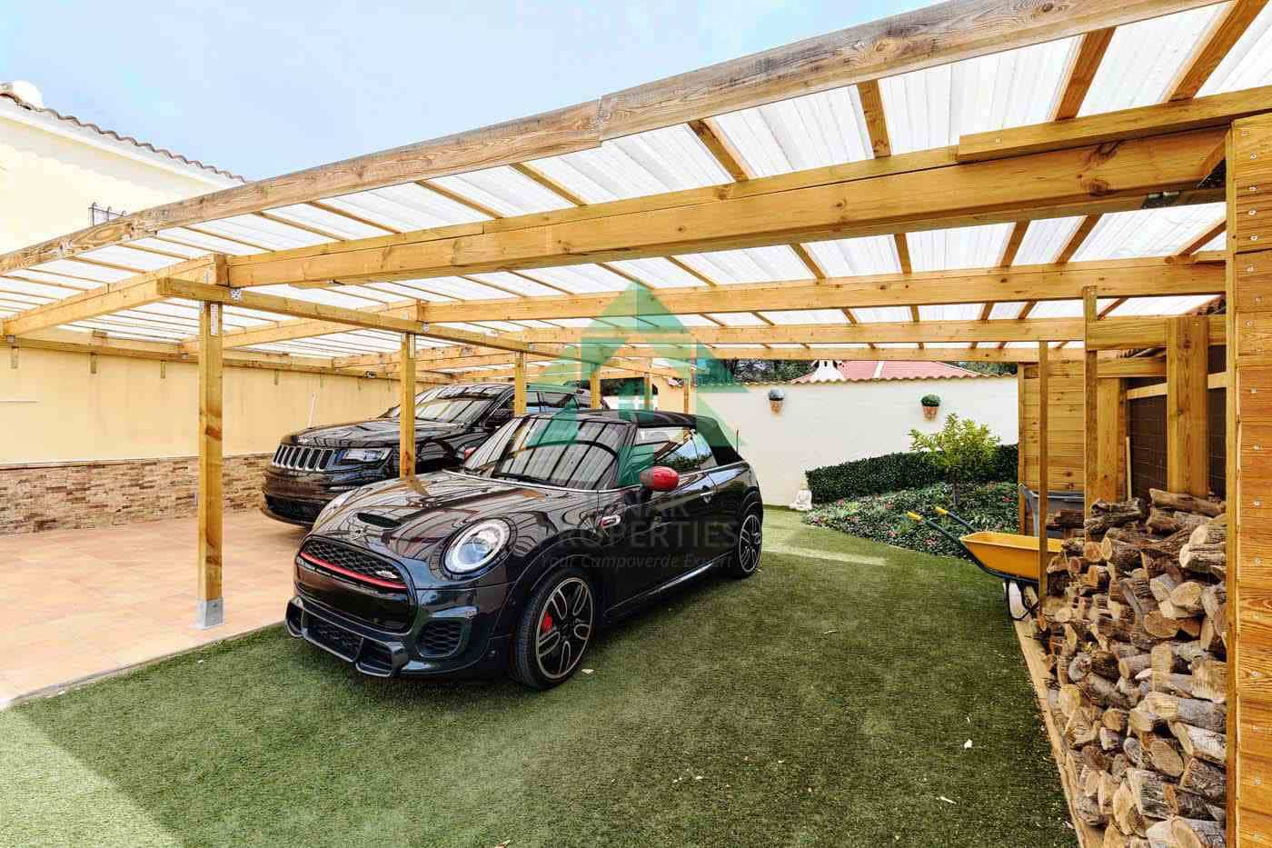 4 makuuhuone Huvila myytävänä paikassa Pinar de Campoverde mukana uima-altaan - 440 000 € (Ref: 8349917)