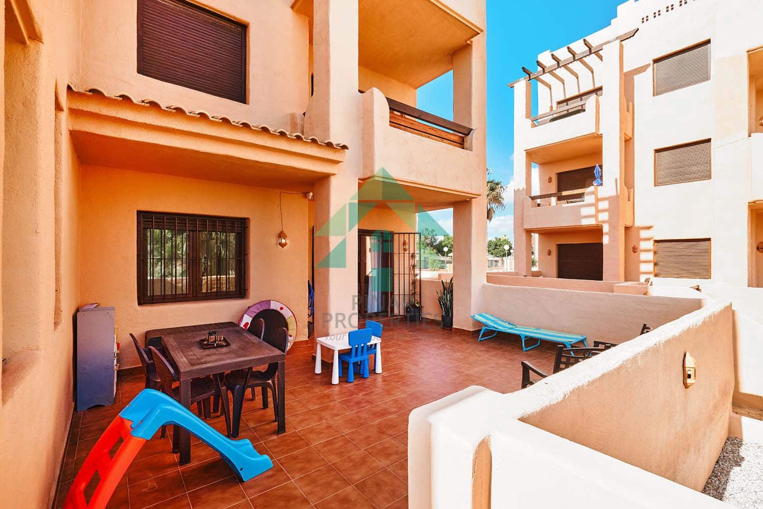 3 makuuhuone Huoneisto myytävänä paikassa Los Alcazares - 239 000 € (Ref: 8685525)