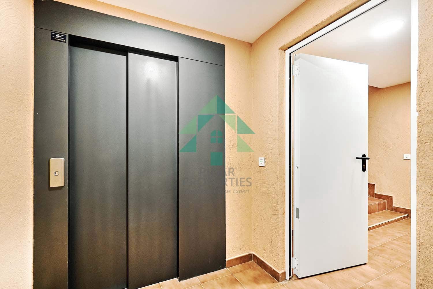 3 makuuhuone Huoneisto myytävänä paikassa Los Alcazares - 239 000 € (Ref: 8685525)