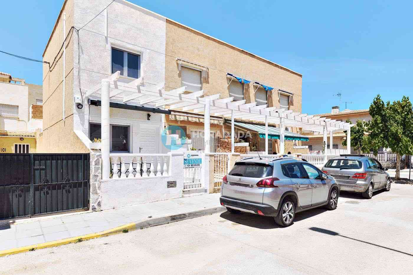 2 quarto Casa em Banda para venda em Torre de la Horadada com piscina - 225 000 € (Ref: 8719200)