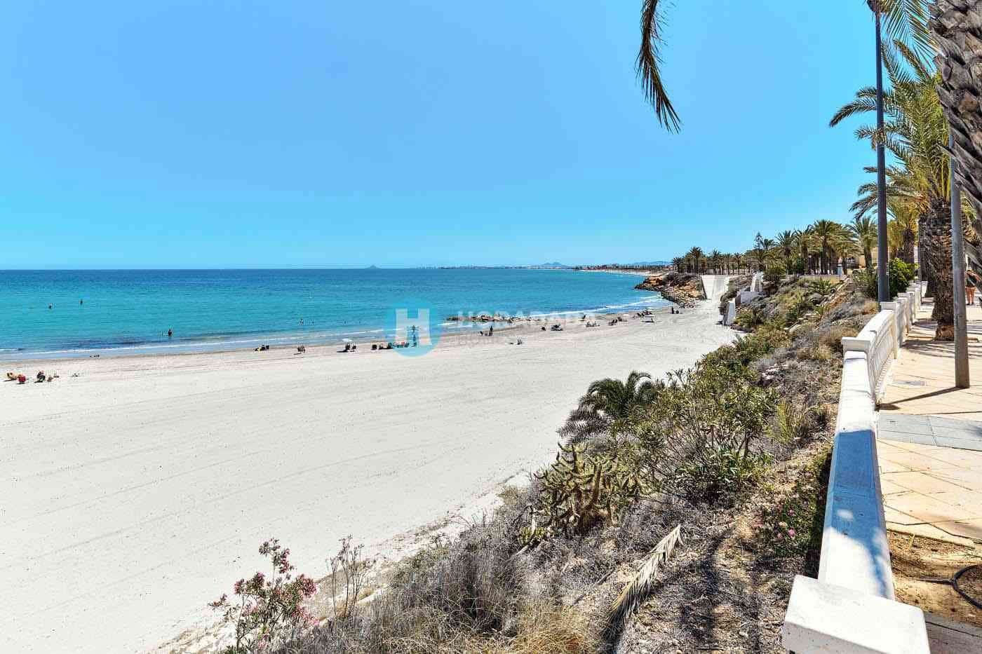 2 quarto Casa em Banda para venda em Torre de la Horadada com piscina - 225 000 € (Ref: 8719200)