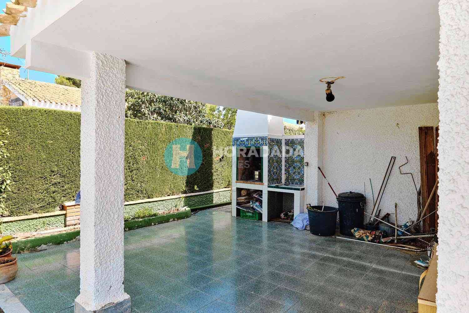 4 bedroom Villa for sale in Campoamor - € 790,000 (Ref: 8737373)