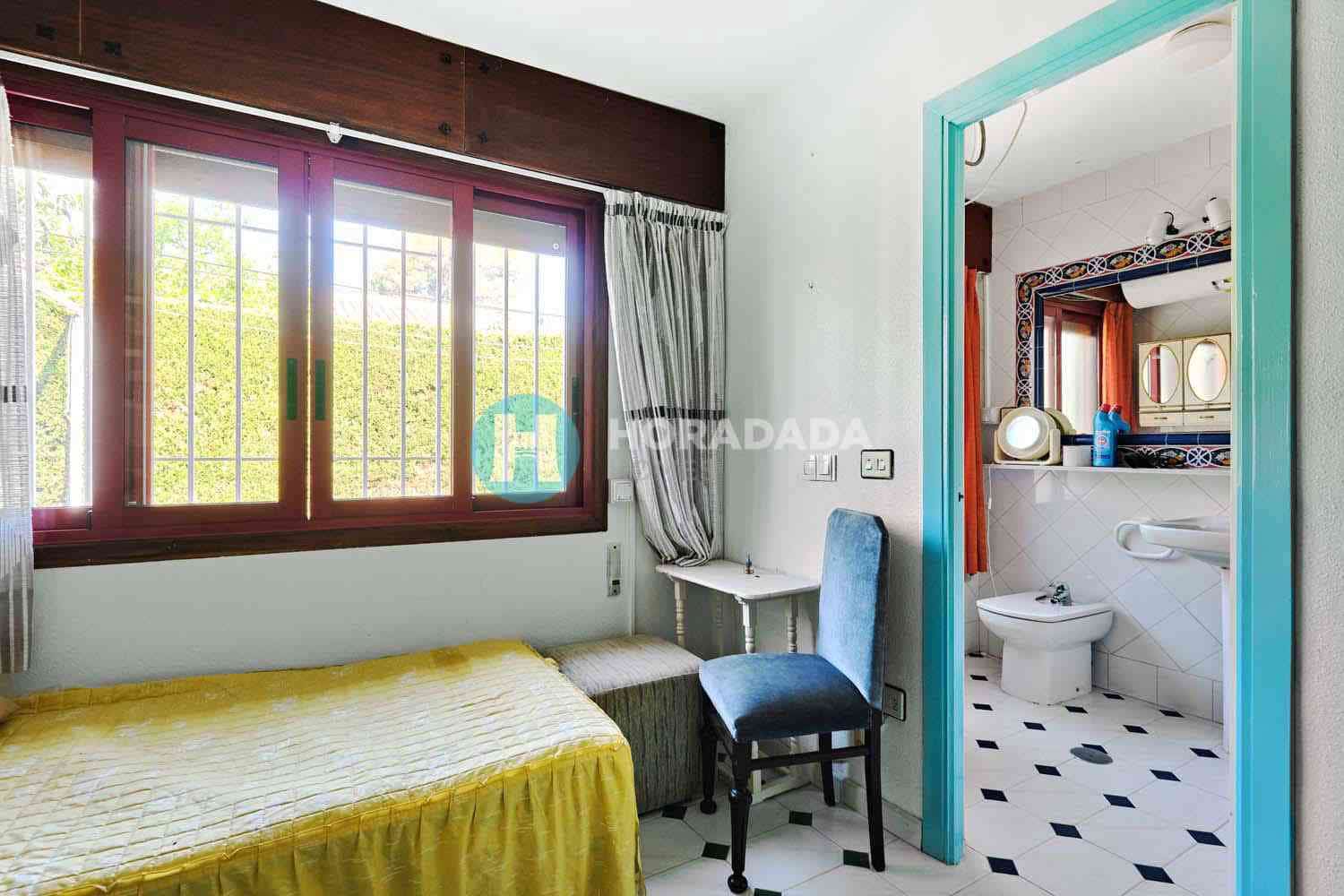 4 bedroom Villa for sale in Campoamor - € 790,000 (Ref: 8737373)