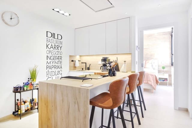 Apartamento de 3 habitaciones en San Pedro del Pinatar ciudad, San Pedro del Pinatar en venta - 299.000 € (Ref: 8796097)