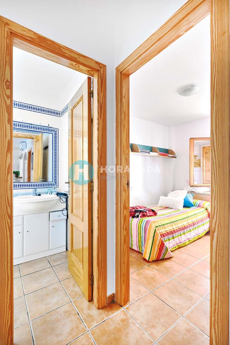 4 soveværelse Semi-Rækkehus til salg i Torre de la Horadada - € 399.000 (Ref: 8881010)