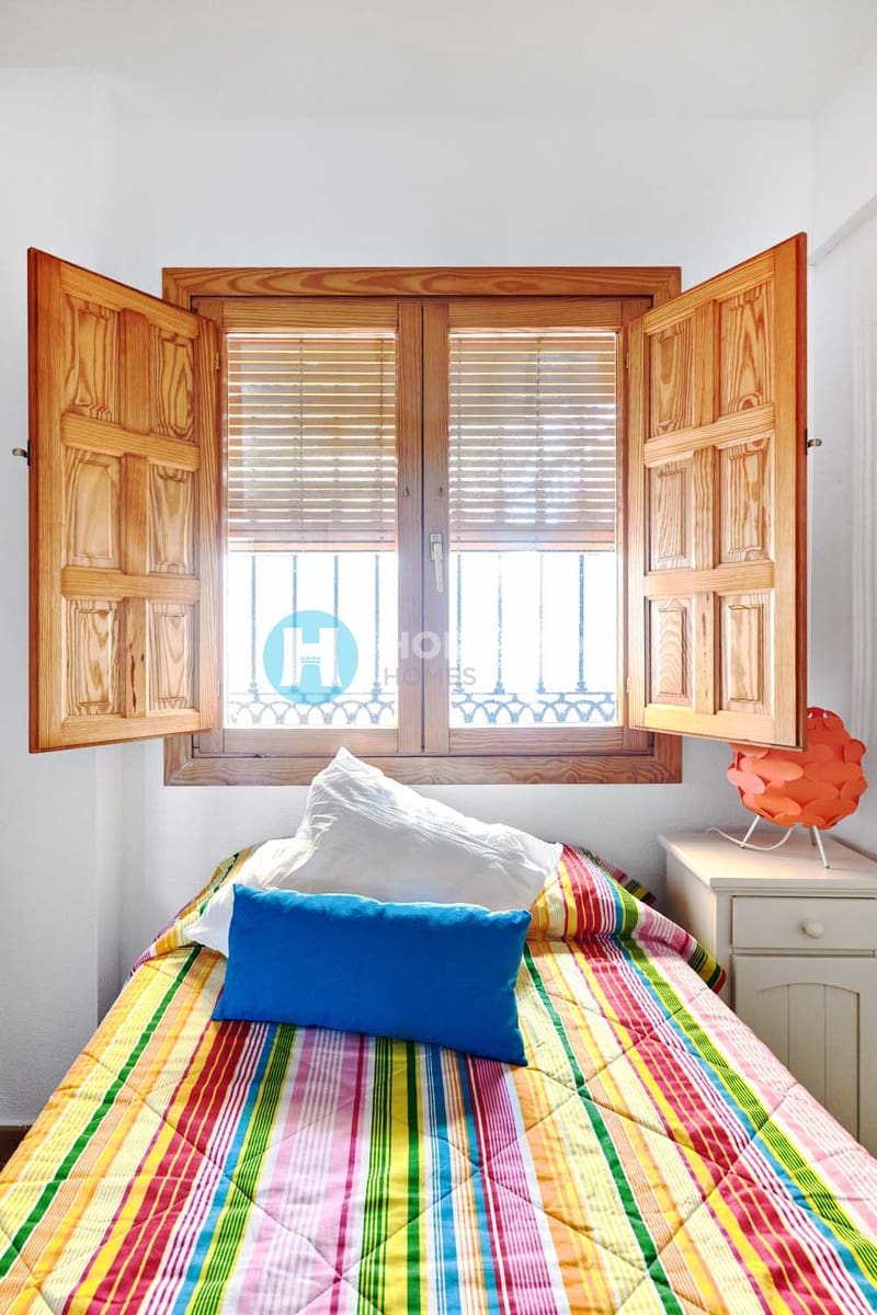 4 soveværelse Semi-Rækkehus til salg i Torre de la Horadada - € 399.000 (Ref: 8881010)