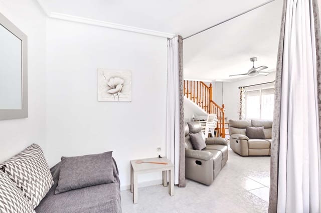 2 quarto Moradia Geminada para venda em Pinar de Campoverde, Pilar de la Horadada com piscina - 229 950 € (Ref: 8953320)