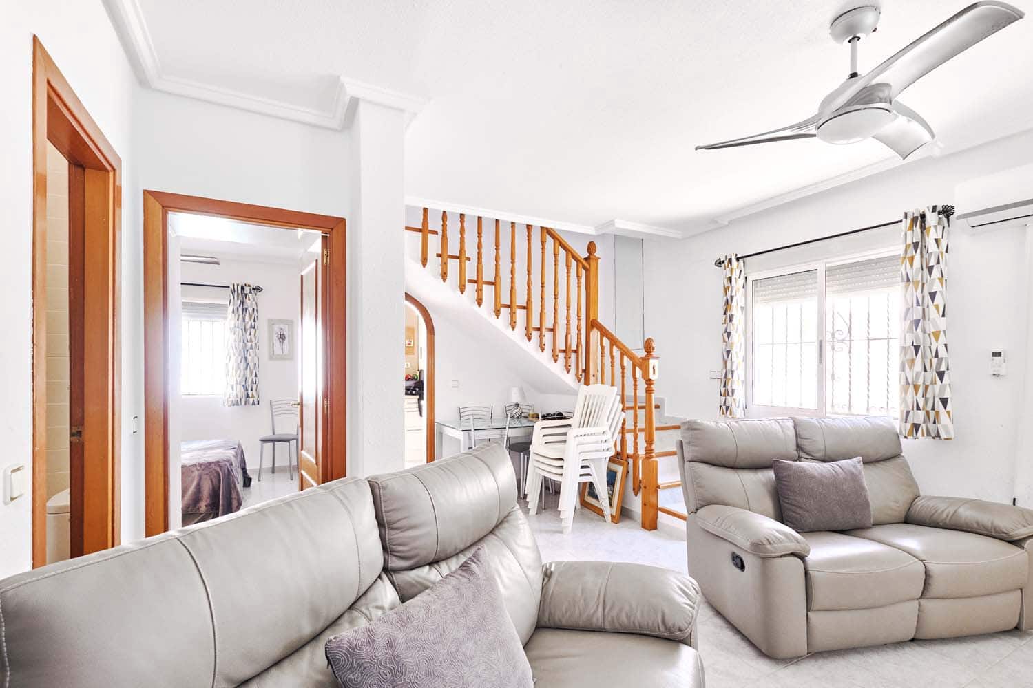 2 soveværelse Semi-Rækkehus til salg i Pinar de Campoverde med swimmingpool - € 229.950 (Ref: 8953320)