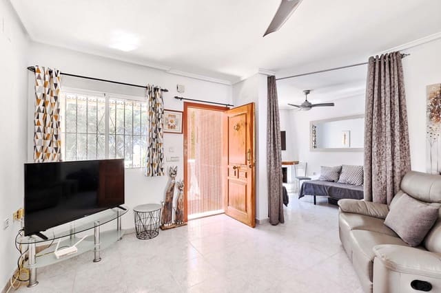 2 quarto Moradia Geminada para venda em Pinar de Campoverde, Pilar de la Horadada com piscina - 229 950 € (Ref: 8953320)