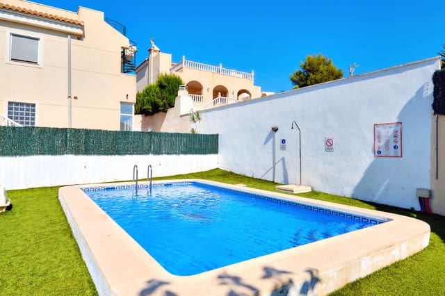 3 makuuhuone Omakotitalo myytävänä paikassa Pinar de Campoverde, Pilar de la Horadada - 159 950 € (Ref: 9022232)