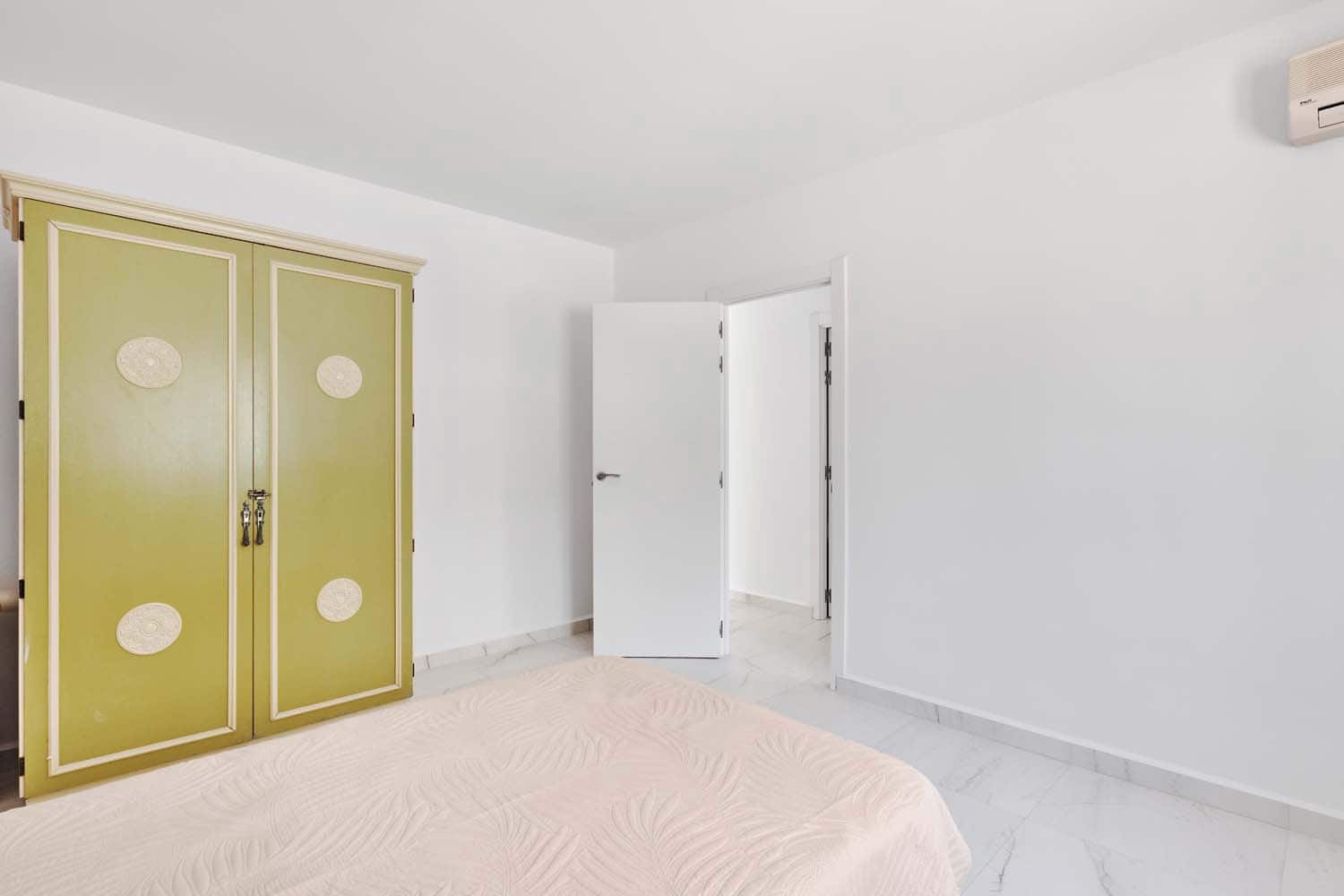 6 Zimmer Villa zu verkaufen in Pinar de Campoverde mit Pool - 569.000 € (Ref: 9063450)