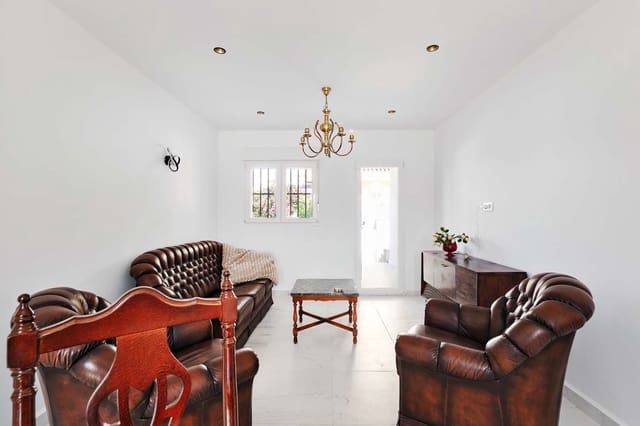 6 bedroom Villa for sale in Pinar de Campoverde, Pilar de la Horadada with pool - € 569,000 (Ref: 9063450)