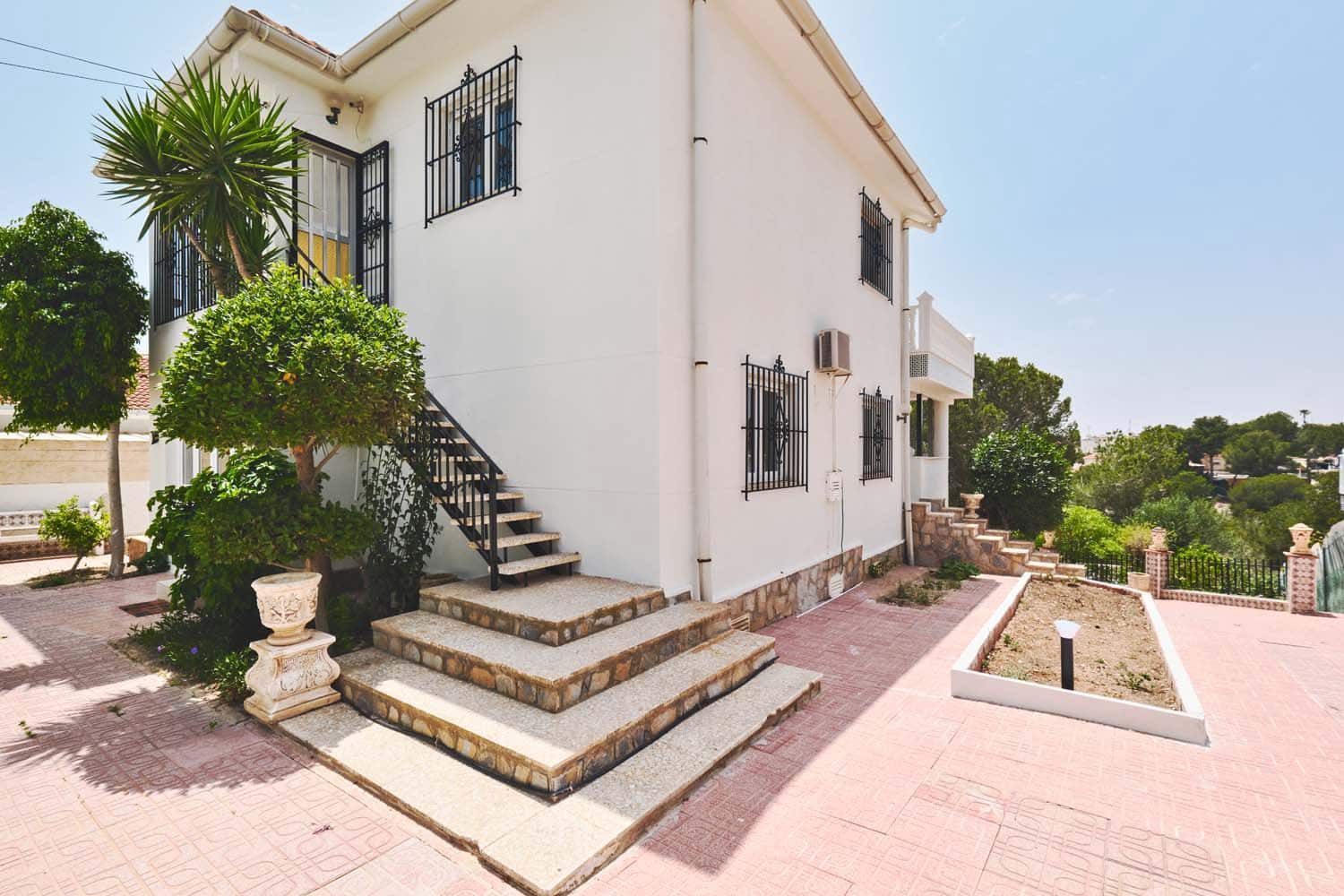 6 Zimmer Villa zu verkaufen in Pinar de Campoverde mit Pool - 569.000 € (Ref: 9063450)