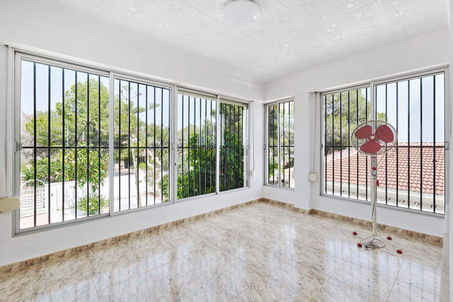 6 Zimmer Villa zu verkaufen in Pinar de Campoverde mit Pool - 569.000 € (Ref: 9063450)