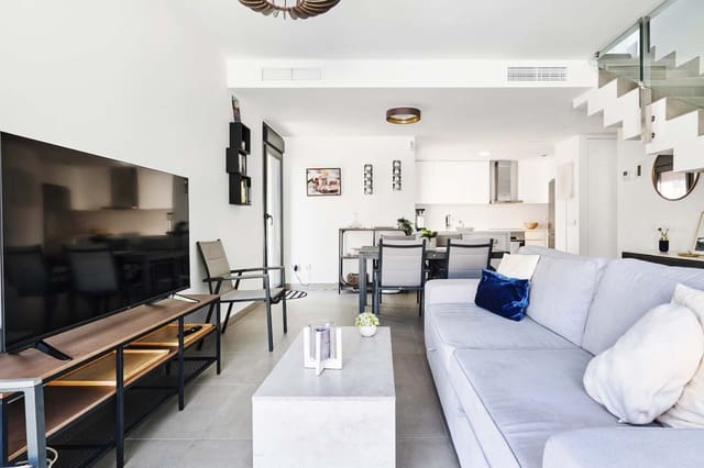 3 soveværelse Semi-Rækkehus til salg i Torre de la Horadada, Pilar de la Horadada med swimmingpool - € 474.000 (Ref: 9128040)