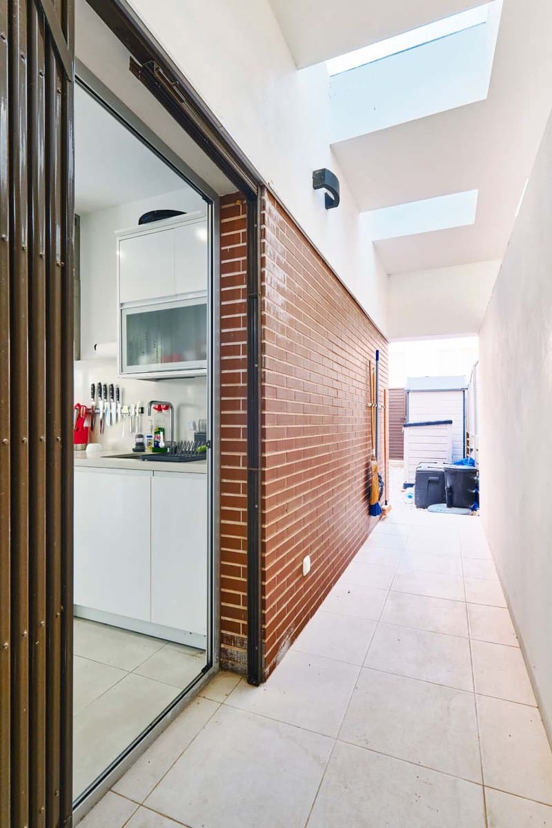 3 bedroom Apartment for sale in Villamartin - € 284,500 (Ref: 9148114)