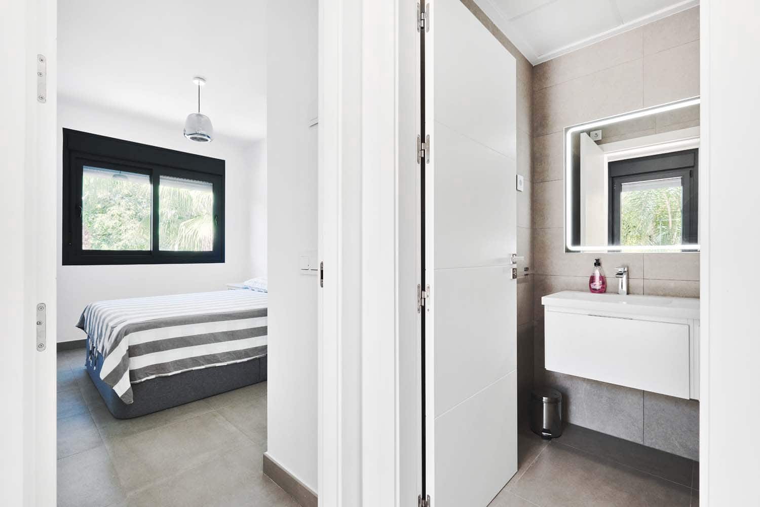 3 soveværelse Semi-Rækkehus til salg i Torre de la Horadada med swimmingpool - € 450.000 (Ref: 9188149)