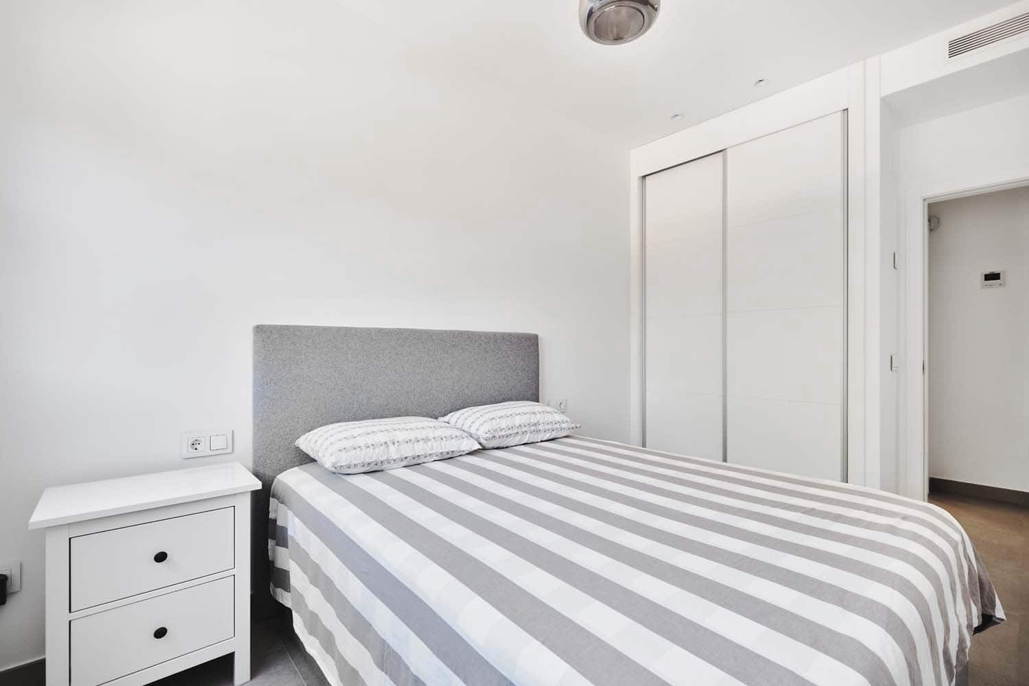 3 soveværelse Semi-Rækkehus til salg i Torre de la Horadada med swimmingpool - € 450.000 (Ref: 9188149)