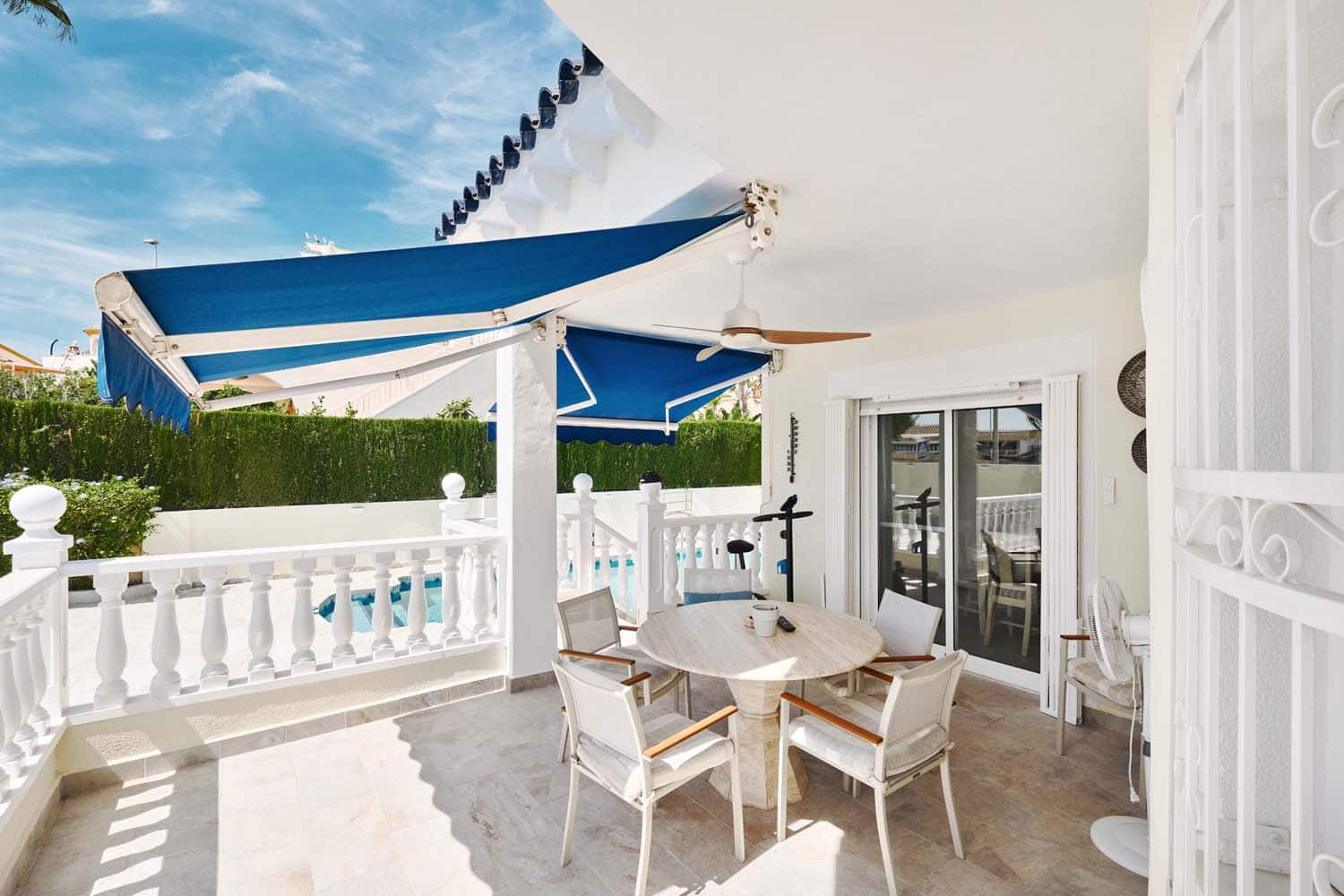 Chalet de 4 habitaciones en Pinar de Campoverde en venta con piscina - 495.000 € (Ref: 9202745)