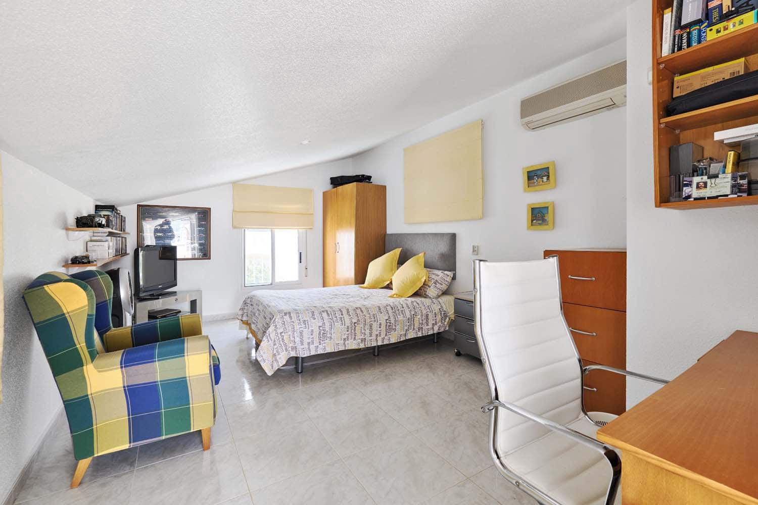 Chalet de 4 habitaciones en Pinar de Campoverde en venta con piscina - 495.000 € (Ref: 9202745)