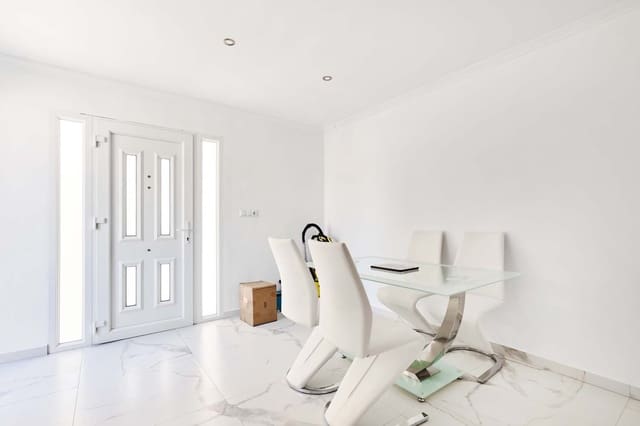 3 soverom Villa til salgs i Pinar de Campoverde, Pilar de la Horadada med svømmebasseng - € 395 000 (Ref: 9237767)