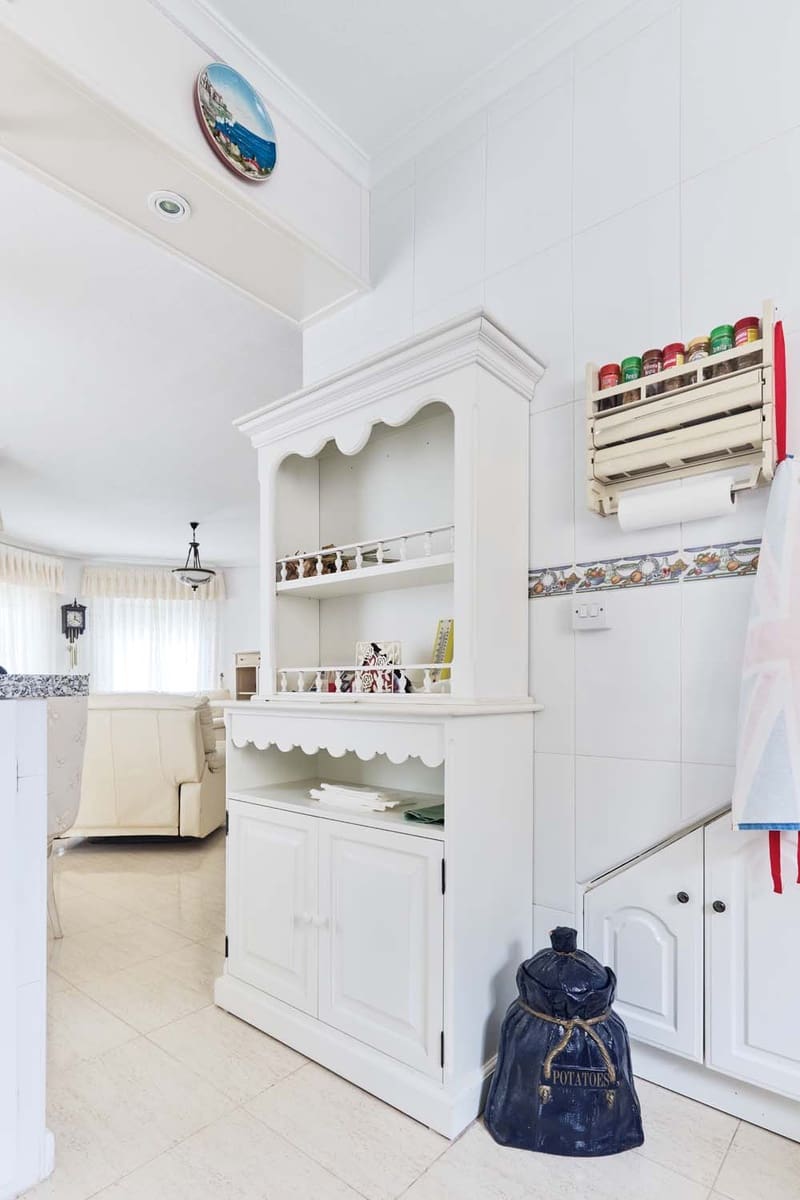 3 bedroom Villa for sale in Pinar de Campoverde with pool - € 299,950 (Ref: 9293567)