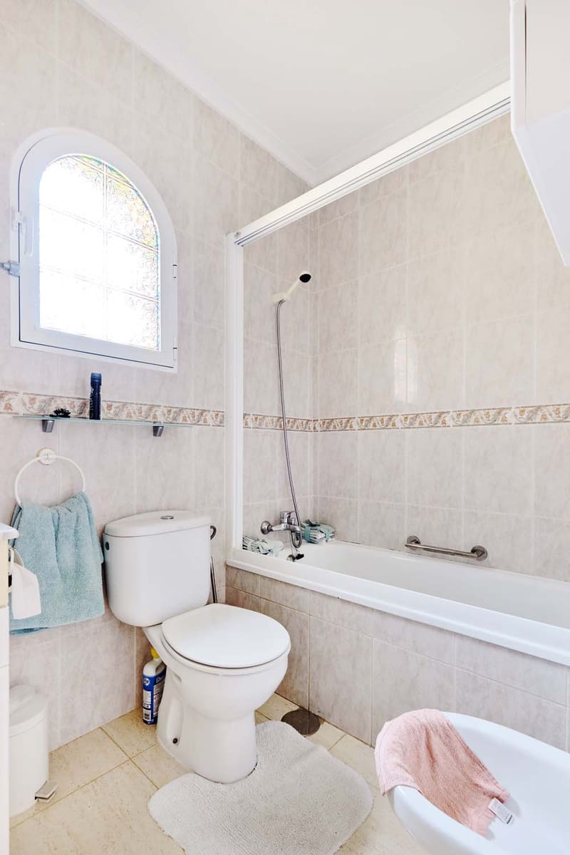 3 bedroom Villa for sale in Pinar de Campoverde with pool - € 299,950 (Ref: 9293567)