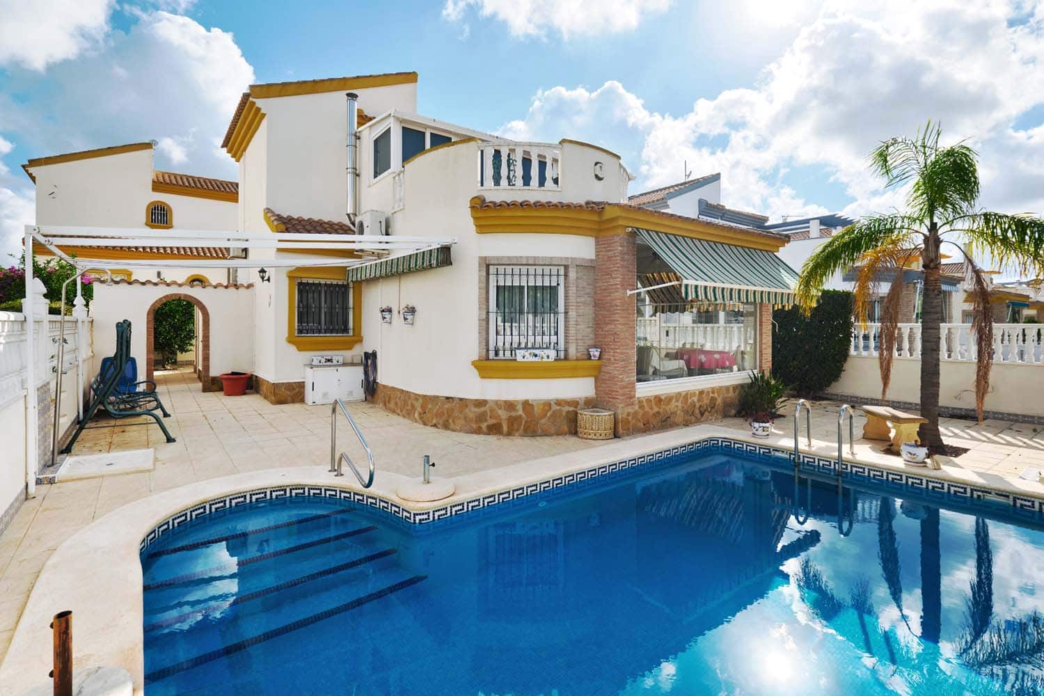 3 bedroom Villa for sale in Pinar de Campoverde with pool - € 299,950 (Ref: 9293567)