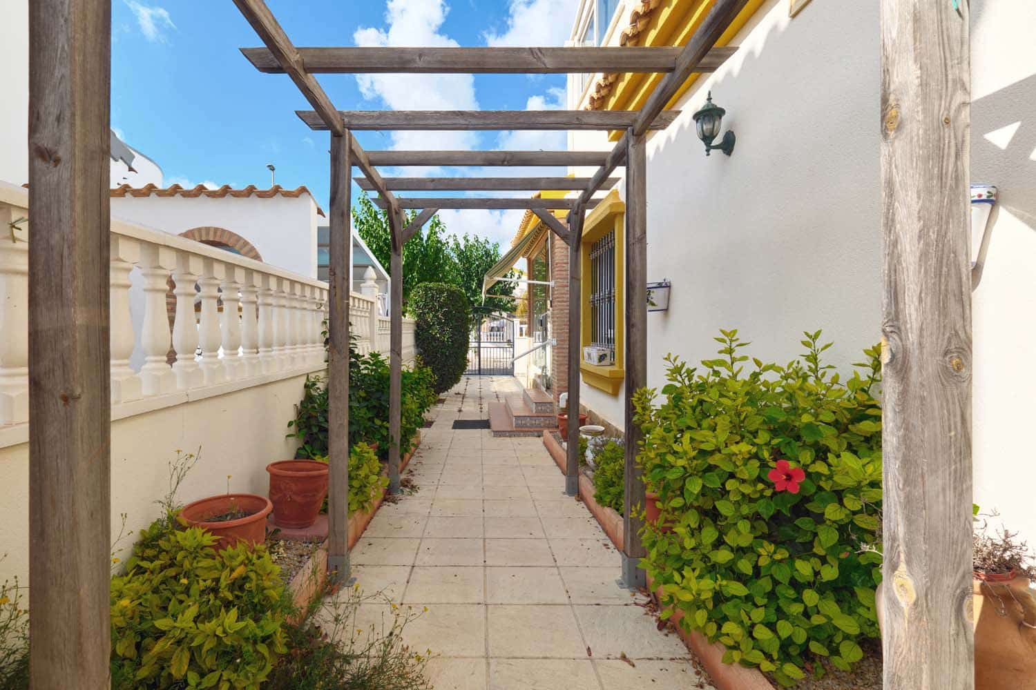 3 bedroom Villa for sale in Pinar de Campoverde with pool - € 299,950 (Ref: 9293567)