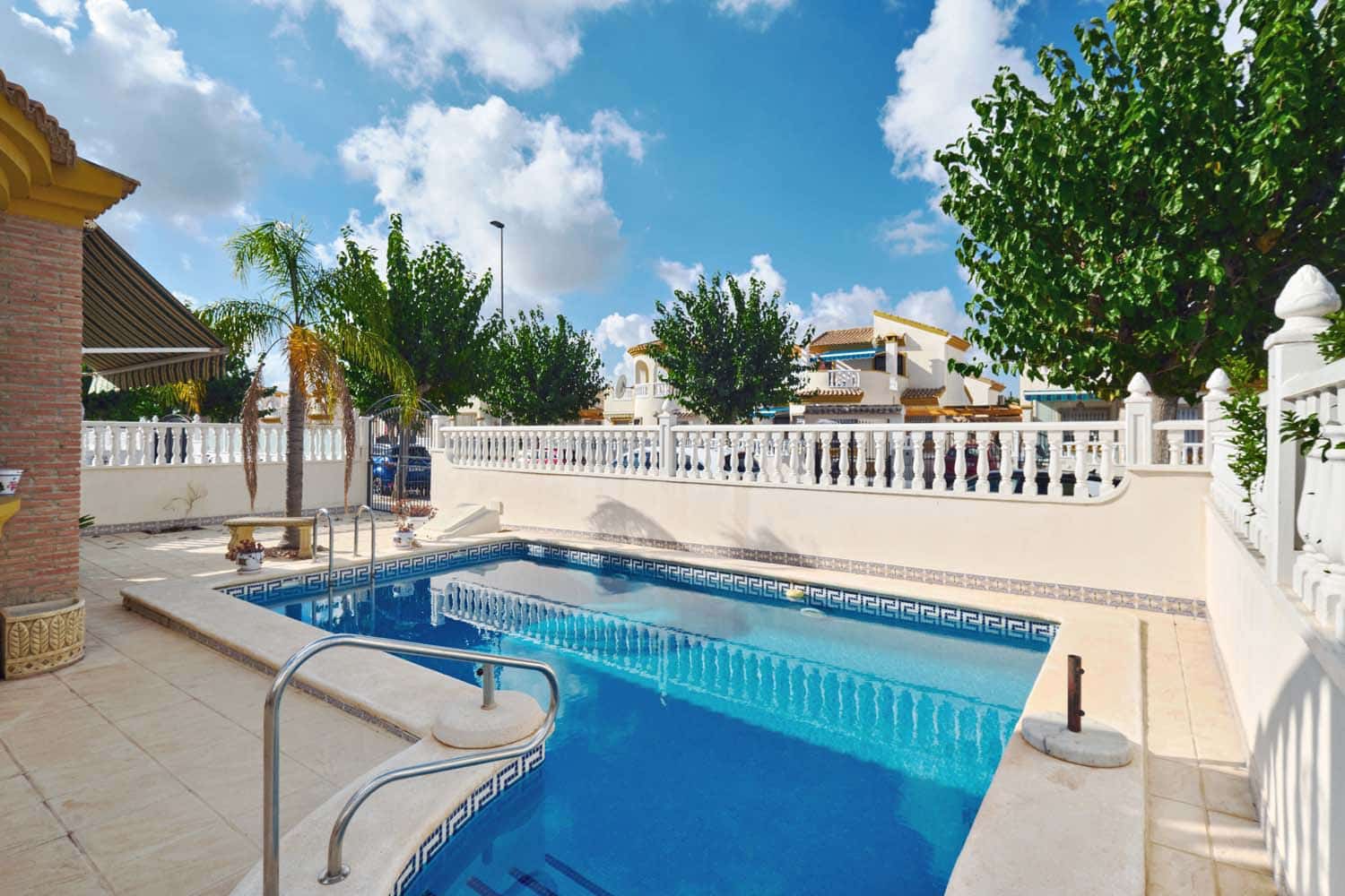 3 bedroom Villa for sale in Pinar de Campoverde with pool - € 299,950 (Ref: 9293567)