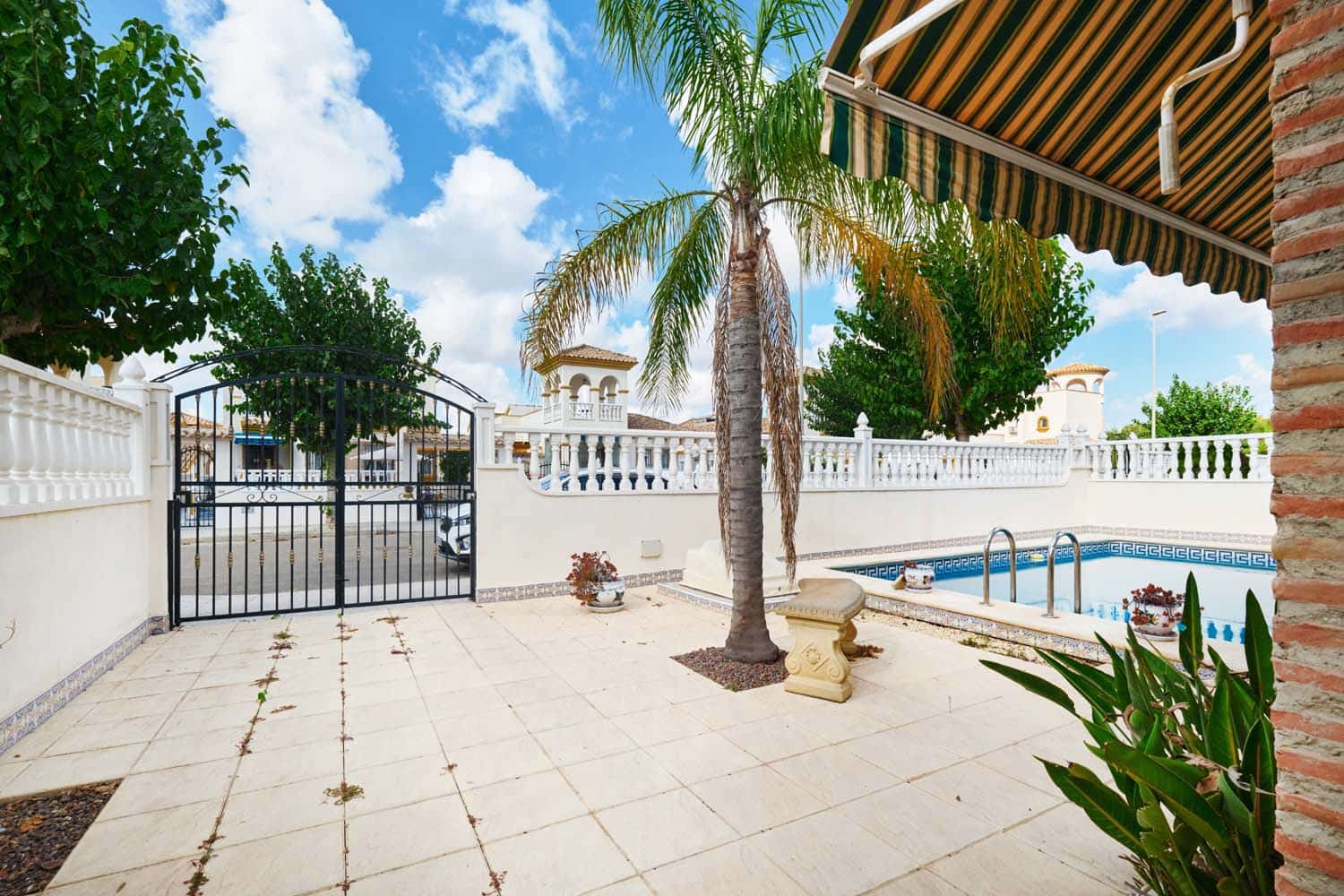 3 bedroom Villa for sale in Pinar de Campoverde with pool - € 299,950 (Ref: 9293567)