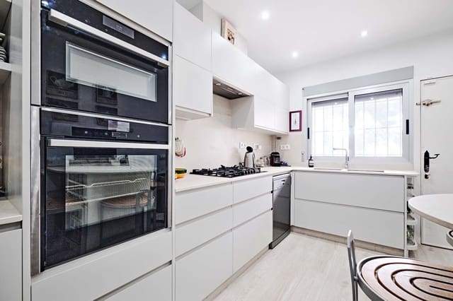 Chalet de 4 habitaciones en Pinar de Campoverde, Pilar de la Horadada en venta con piscina - 450.000 € (Ref: 9324460)