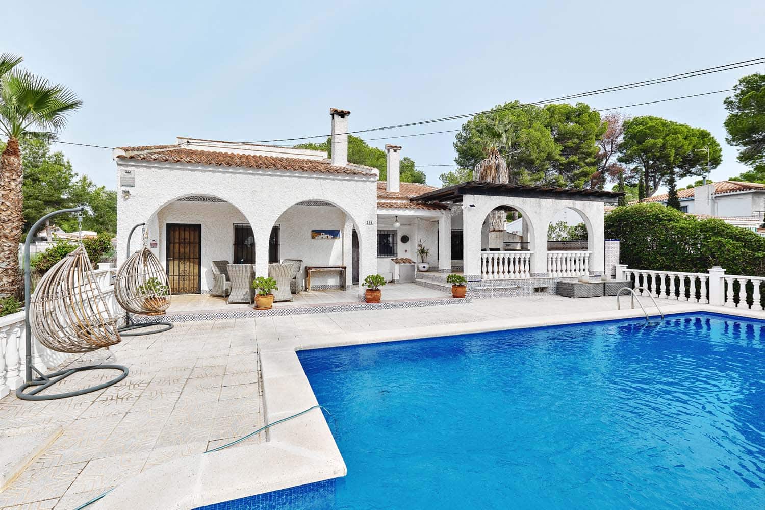 4 sovrum Villa till salu i Pinar de Campoverde med pool - 450 000 € (Ref: 9324460)