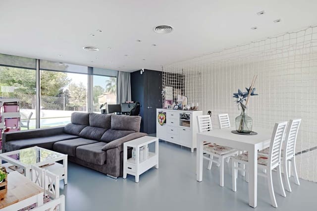 3 slaapkamer Villa te koop in Las Torres de Cotillas met zwembad - € 790.000 (Ref: 9325273)