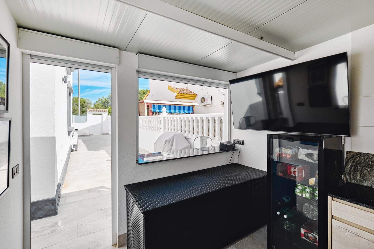 3 bedroom Villa for sale in Pinar de Campoverde with pool - € 375,000 (Ref: 9331758)