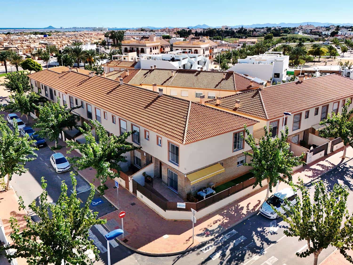 4 soverom Kjedet enebolig til salgs i San Pedro del Pinatar med garasje - € 255 000 (Ref: 9334525)