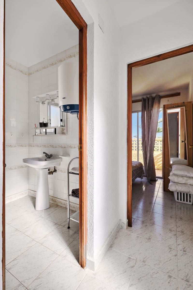 3 bedroom Villa for sale in Pinar de Campoverde with pool - € 220,000 (Ref: 9386571)