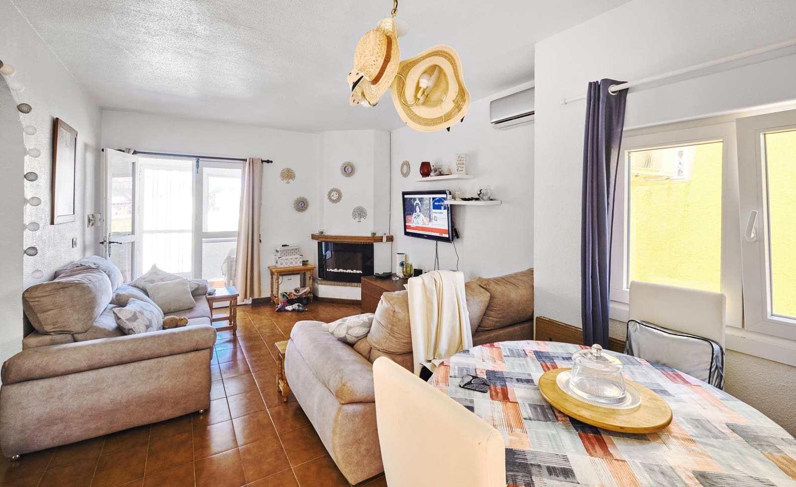 3 bedroom Villa for sale in Pinar de Campoverde with pool - € 220,000 (Ref: 9386571)