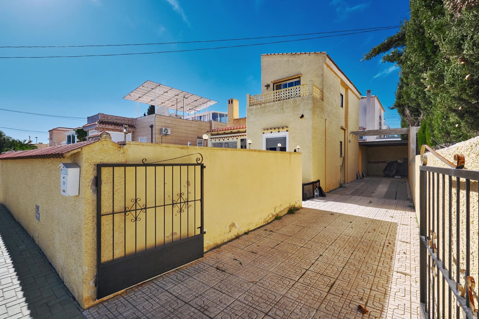 3 bedroom Villa for sale in Pinar de Campoverde with pool - € 220,000 (Ref: 9386571)