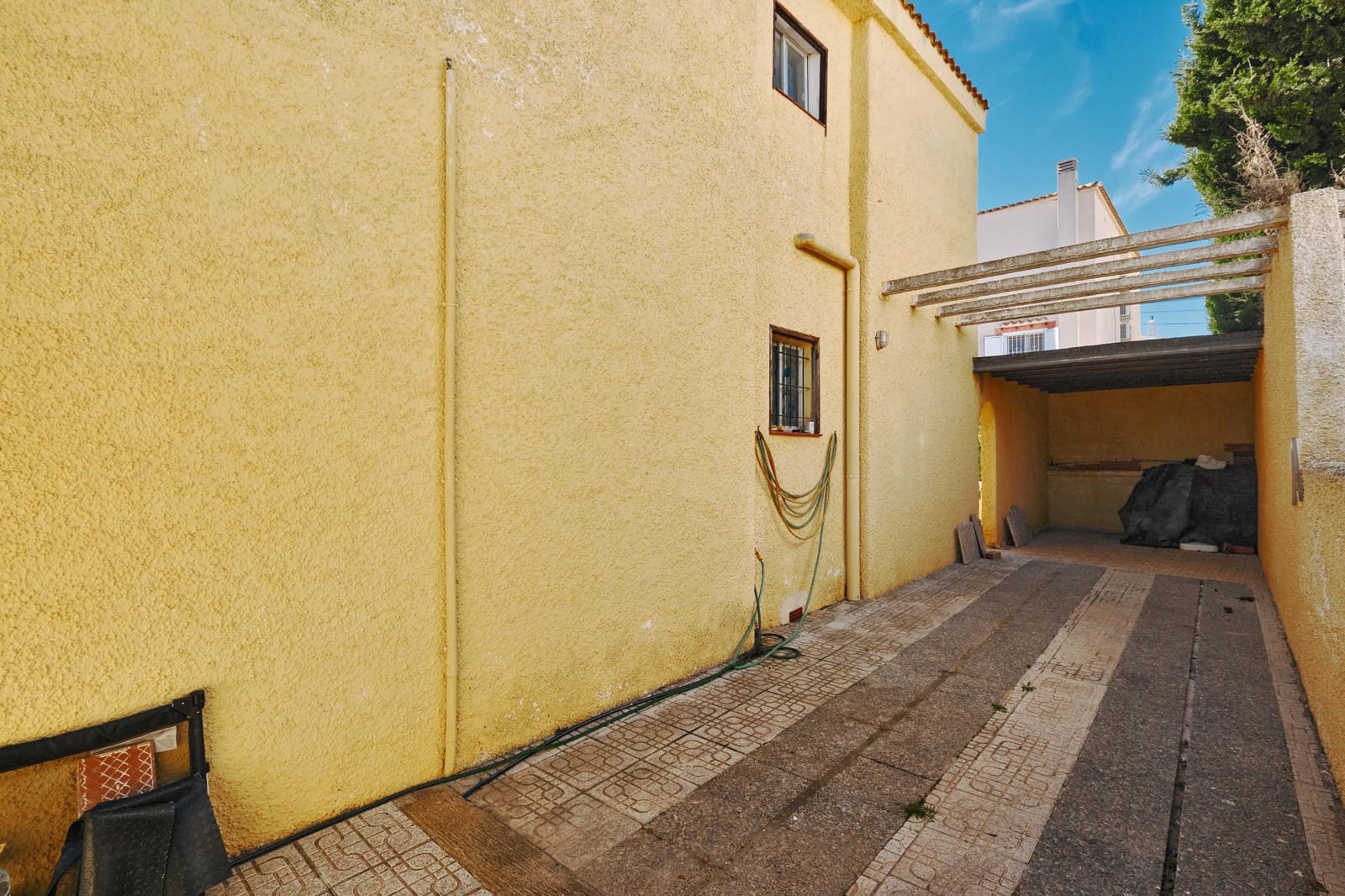 3 bedroom Villa for sale in Pinar de Campoverde with pool - € 220,000 (Ref: 9386571)