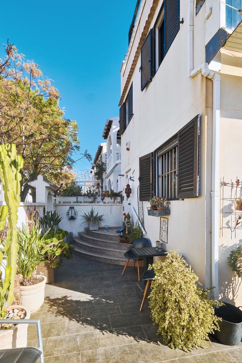 2 soverom Hus til salgs i Pilar de la Horadada - € 330 000 (Ref: 9412957)