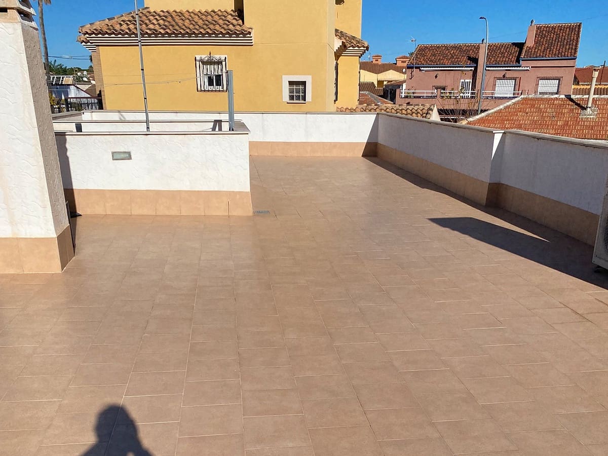 4 soverom Kjedet enebolig til salgs i Torre de la Horadada med svømmebasseng - € 620 000 (Ref: 9481913)